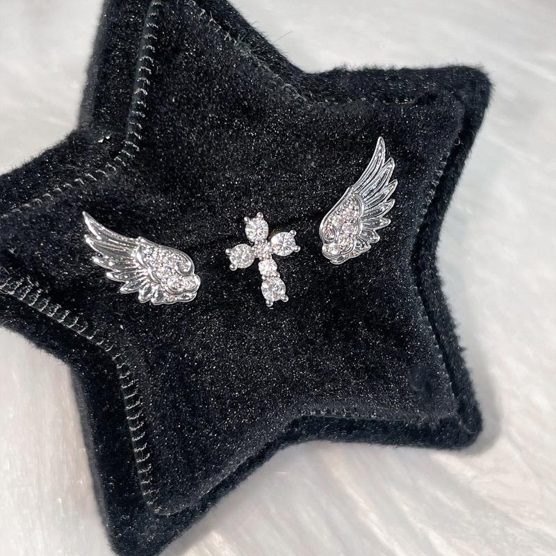 Kolczyki Krzyże ze Skrzydłami  – Luxury Lifestyle Jewelry recenzja i cena