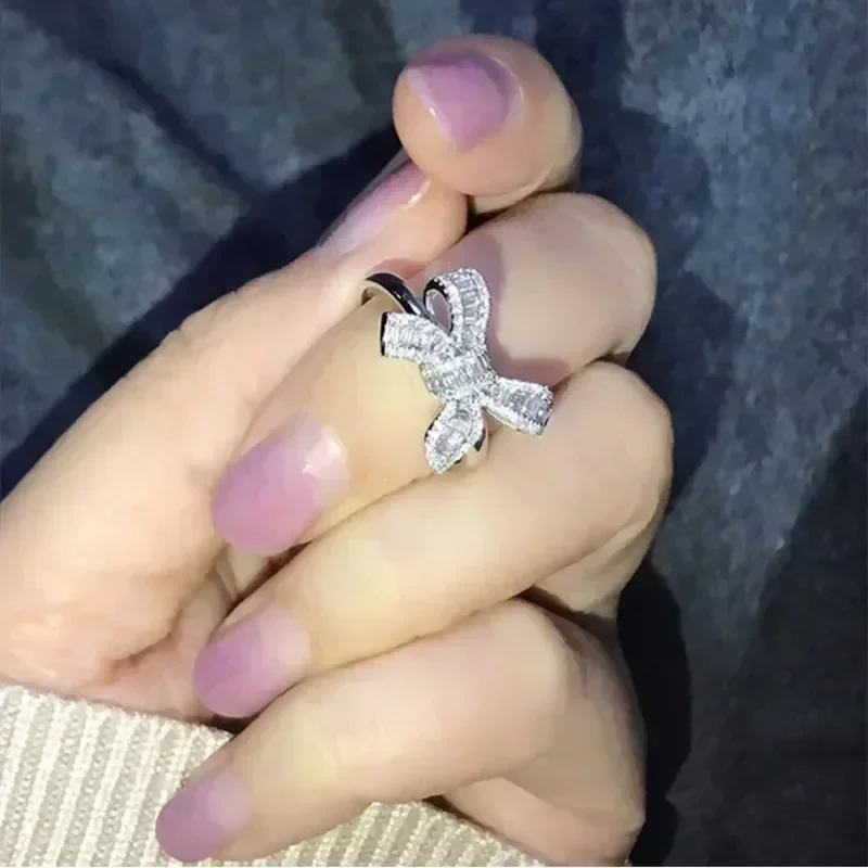 Pierścionki damskie Huitan z d – Luxury Lifestyle Jewelry recenzja i cena